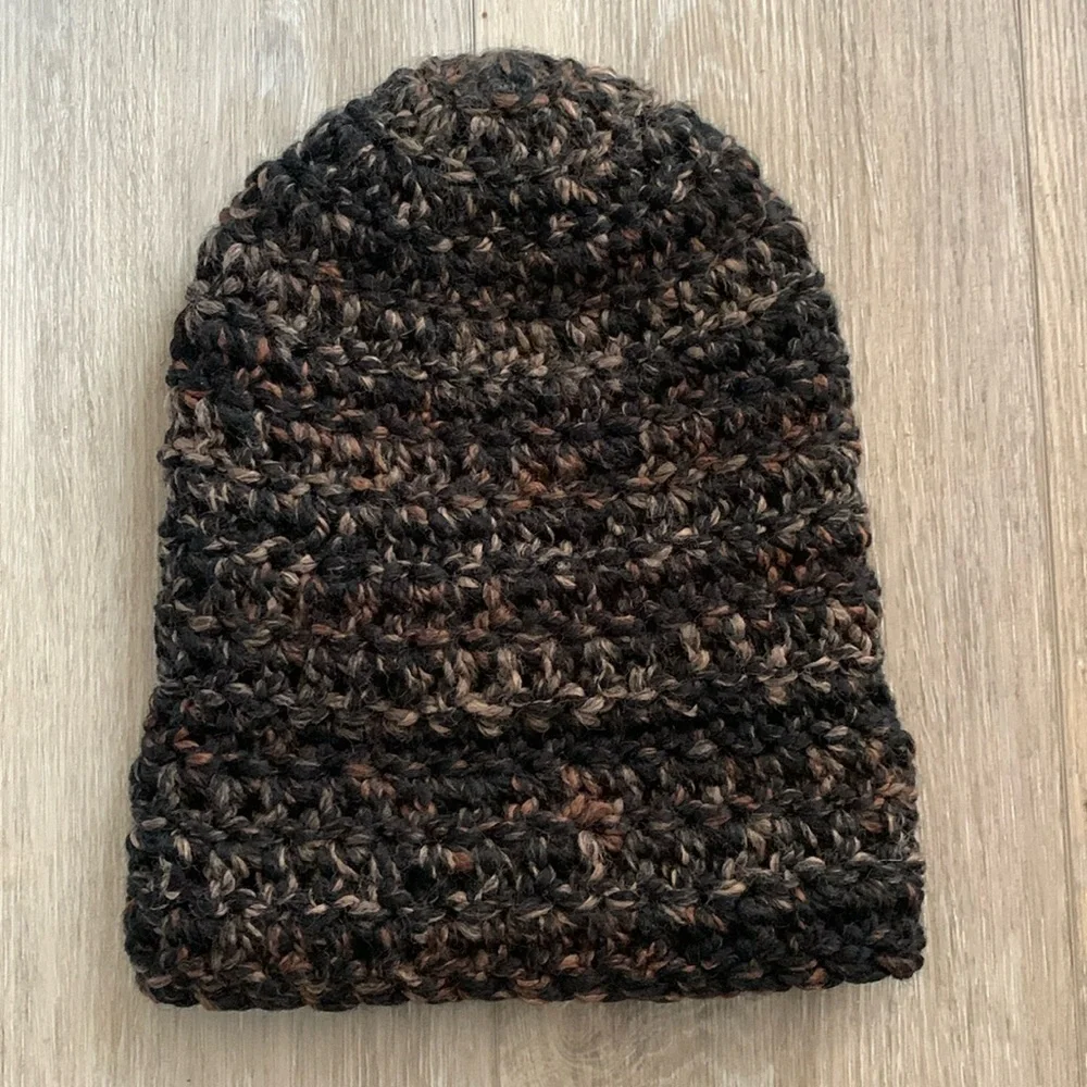 New Chunky Wool Apres Crochet Beanie Black Brown
